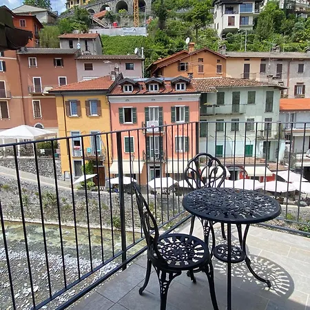 Argegno'S River - Central Apartment Lake View Room photo