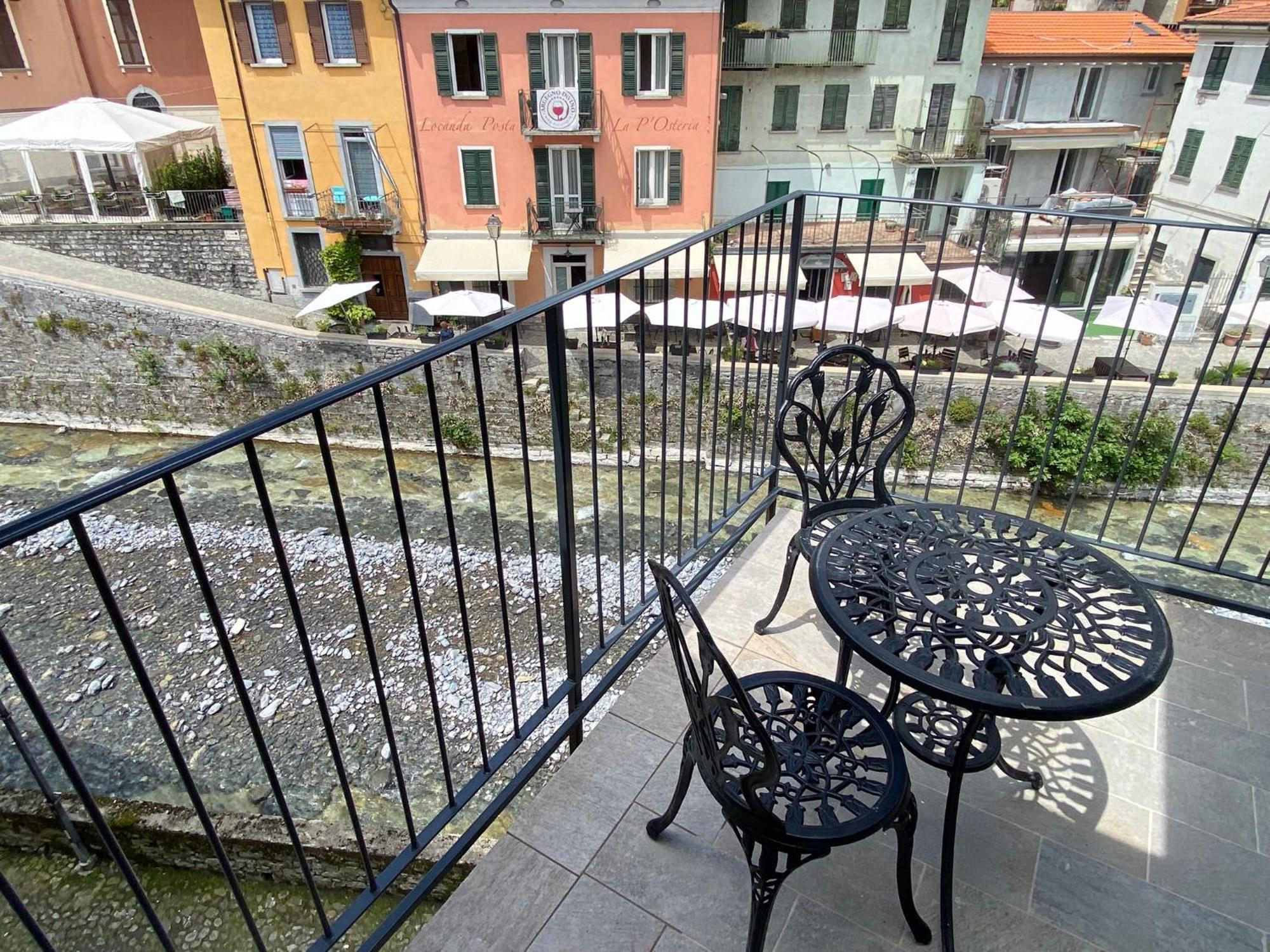 Apartment Argegno's River - View
